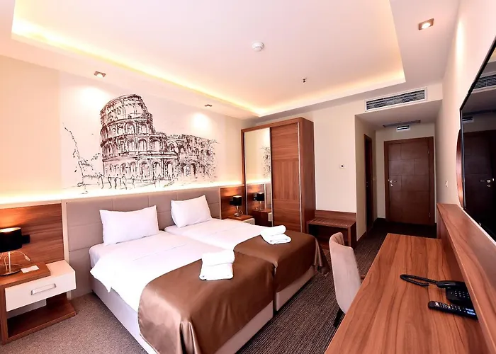 Hotel Lazaro