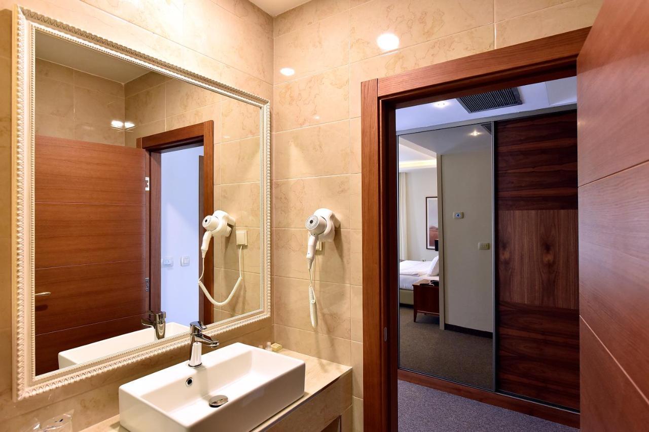 Hotel Lazaro Podgorica
